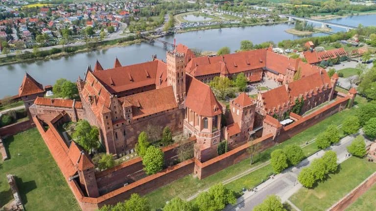 Jak budowano zamki w średniowieczu: tajemnice i techniki budowlane Jak budowano zamki w średniowieczu: tajemnice i techniki budowlane