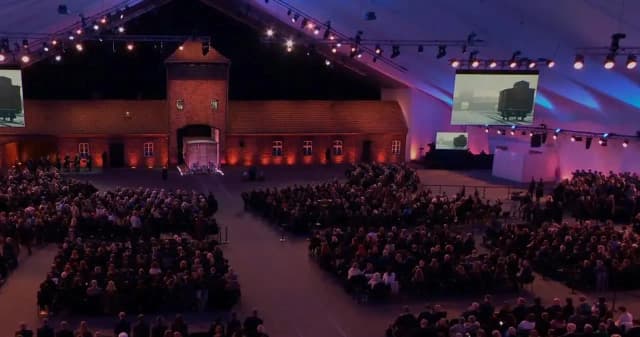 Kiedy obchody wyzwolenia Auschwitz? Poznaj szczegóły i daty wydarzeń Kiedy obchody wyzwolenia Auschwitz? Poznaj szczegóły i daty wydarzeń